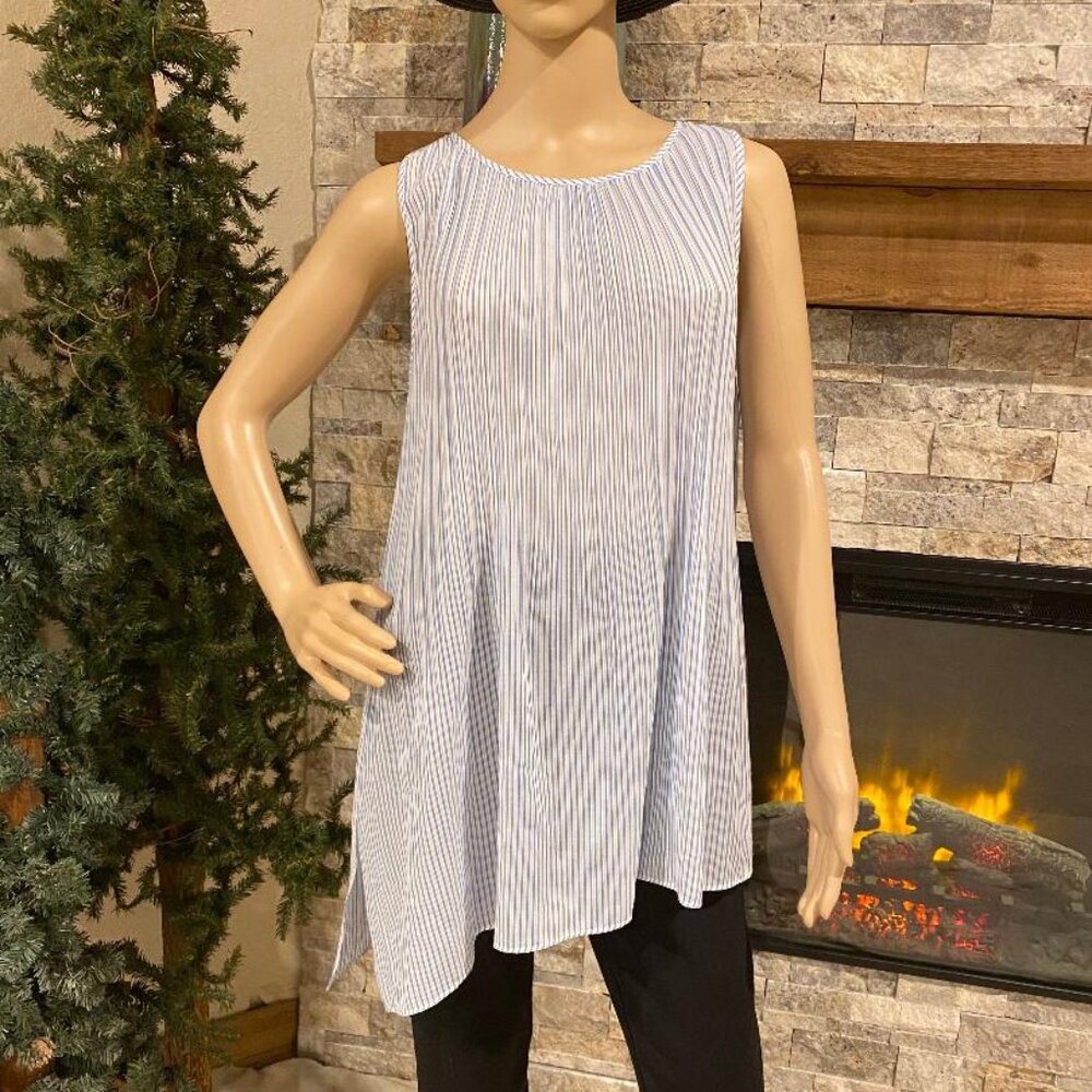 BCBGeneration Sky Blue & White Striped Airy High Low Sleeveless Tunic Top Sz M